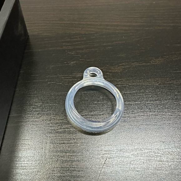 Tech21 Evo Clear Case For AirTag (Two Pack) - Picture 15 of 16